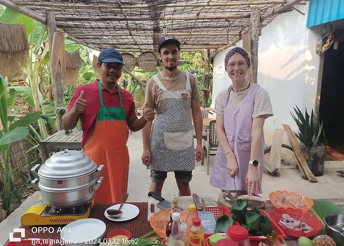 Phonluer Angkor Siemreap - Local Vibe *